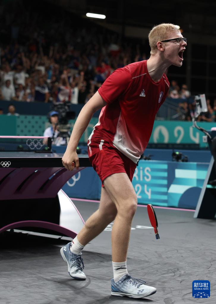 伦高层在接 伦高层在接