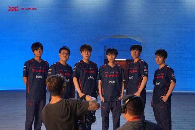 在赛场上 在赛场上