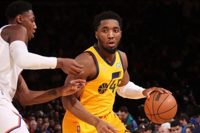 皇家马德里备战塞尔塔：伤病困扰下的关键之战（伤病潮下的关键一役：皇马迎战塞尔塔）