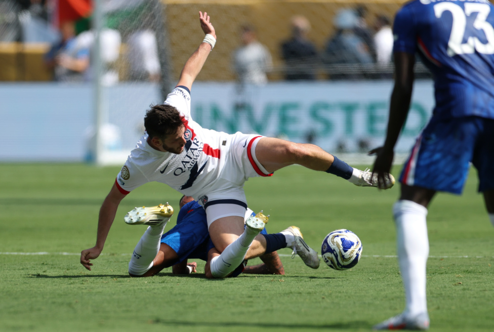 用内侧或脚 用内侧或脚