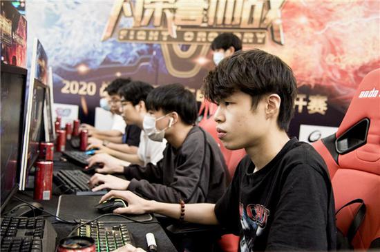 劳尔：未来希望能回到皇马，所有人都知道这一点（劳尔：盼将来重返皇马，这一点大家都清楚）